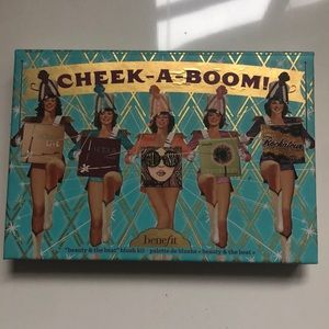 Benefit Cheek Parade Blush Kit